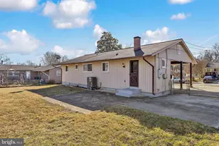 13513 Fitzhugh Ln, Woodbridge, VA 22191 - Photo 22