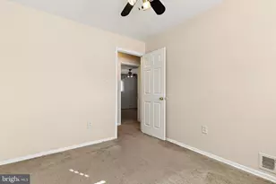 13513 Fitzhugh Ln, Woodbridge, VA 22191 - Photo 20