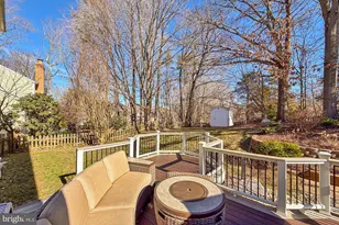 11963 Hedges Run Dr, Woodbridge, VA 22192 - Photo 18