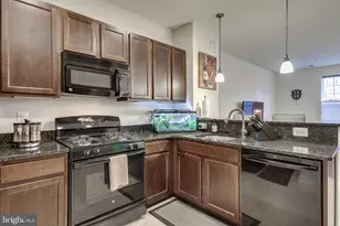 4847 Dane Ridge Cir, Woodbridge, VA 22193 - Photo 14