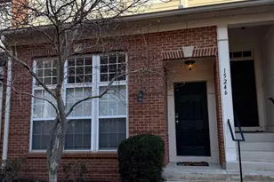 15246 Rosemont Manor Dr, Haymarket, VA 20169 - Photo 1