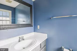 4232 Devonwood Way, Woodbridge, VA 22192 - Photo 6