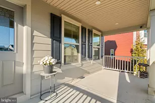 2044 Scarlet Pine Rd, Dumfries, VA 22026 - Photo 2