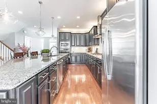 7921 Culloden Crest Ln, Gainesville, VA 20155 - Photo 14