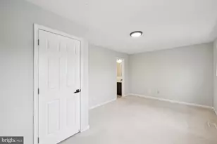 4241 Stockbridge Dr, Dumfries, VA 22025 - Photo 10