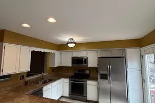 4221 Devonwood Way, Woodbridge, VA 22192 - Photo 8