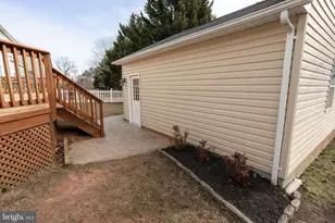 10021 Hume Ct, Bristow, VA 20136 - Photo 8