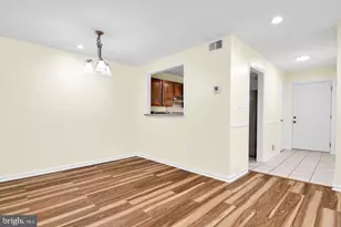 12098 Cardamom Dr, Woodbridge, VA 22192 - Photo 6