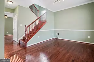 16449 Plumage Eagle St, Woodbridge, VA 22191 - Photo 2