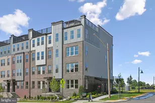 8678 Lovelace St, Manassas, VA 20109 - Photo 2