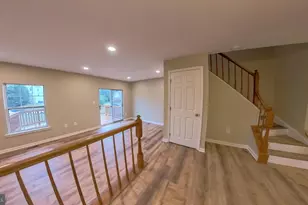 12885 Hyannis Ln, Woodbridge, VA 22193 - Photo 20