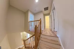 12885 Hyannis Ln, Woodbridge, VA 22193 - Photo 4