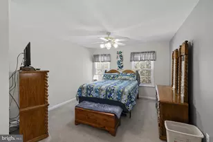 5897 Penacle Ct, Woodbridge, VA 22193 - Photo 16