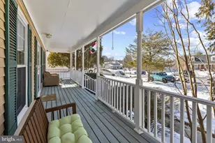 5897 Penacle Ct, Woodbridge, VA 22193 - Photo 4