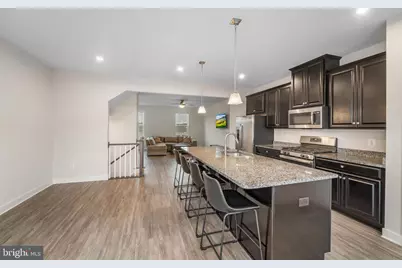 11338 Willow Green Circle, Manassas, VA 20109 - Photo 6