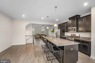 11338 Willow Green Cir, Manassas, VA 20109 - Photo 6