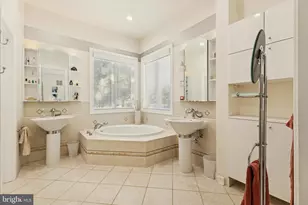 8268 Roxborough Loop, Gainesville, VA 20155 - Photo 66