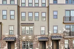 17437 Southern Shrs Dr, Dumfries, VA 22026 - Photo 2