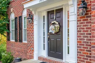 14237 Clubhouse Rd, Gainesville, VA 20155 - Photo 10