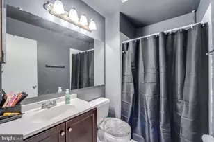 14072 Oxbridge Inn Ct, Woodbridge, VA 22193 - Photo 10