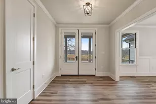 16220 Waterfall Rd, Haymarket, VA 20169 - Photo 8