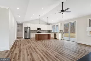 16220 Waterfall Rd, Haymarket, VA 20169 - Photo 10