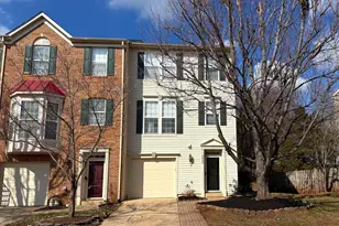 6992 Manahoac Pl, Gainesville, VA 20155 - Photo 1
