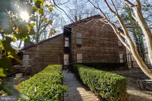 10754 Lake Forest Dr, Manassas, VA 20112 - Photo 2