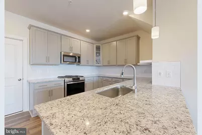2375 Stephanie Tessa Lane, Woodbridge, VA 22191 - Photo 16