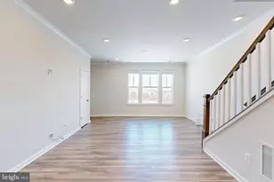 2375 Stephanie Tessa Ln, Woodbridge, VA 22191 - Photo 12