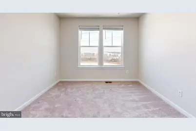 2375 Stephanie Tessa Lane, Woodbridge, VA 22191 - Photo 32