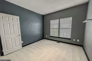 2574 Eastbourne Dr, Woodbridge, VA 22191 - Photo 8