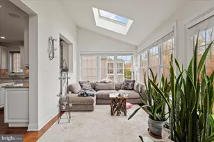 5806 Waterloo Bridge Cir, Haymarket, VA 20169 - Photo 22