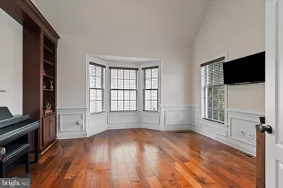 5806 Waterloo Bridge Circle, Haymarket, VA 20169 - Photo 10