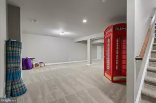 5806 Waterloo Bridge Cir, Haymarket, VA 20169 - Photo 50