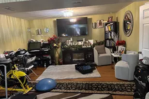 13818 Gilbert Rd, Woodbridge, VA 22193 - Photo 2