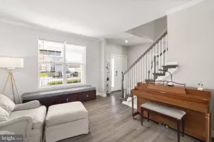 15911 Aerial View Rd, Woodbridge, VA 22193 - Photo 16