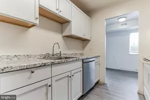 7598 Gales Ct, Manassas, VA 20109 - Photo 12