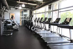 2456 Eastbourne Dr, Woodbridge, VA 22191 - Photo 12