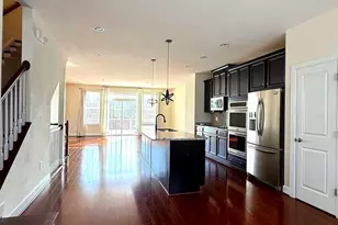 8405 Girvan Ct, Manassas, VA 20109 - Photo 2