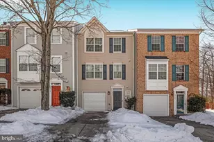 2792 Brier Pond Cir, Woodbridge, VA 22191 - Photo 2