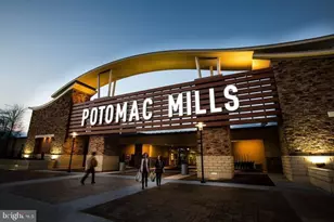 1427 Admiral Dr, Woodbridge, VA 22192 - Photo 26