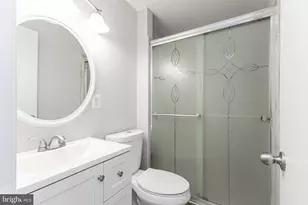 1427 Admiral Dr, Woodbridge, VA 22192 - Photo 20