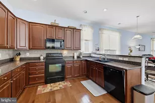 3853 Champion Oak Dr, Dumfries, VA 22025 - Photo 8