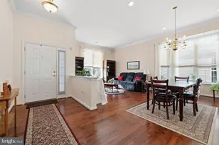 3853 Champion Oak Dr, Dumfries, VA 22025 - Photo 4