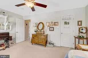 14808 Cypress Park Ln, Haymarket, VA 20169 - Photo 30