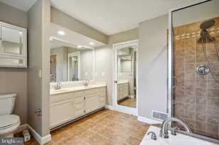 5406 Lomax Way, Woodbridge, VA 22193 - Photo 22