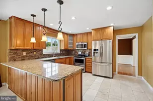 5406 Lomax Way, Woodbridge, VA 22193 - Photo 8