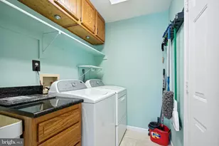 5406 Lomax Way, Woodbridge, VA 22193 - Photo 24