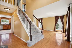 5406 Lomax Way, Woodbridge, VA 22193 - Photo 12